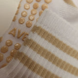 Sporty Chic Quarter Crew Grip Sock - Creamy Beige/White